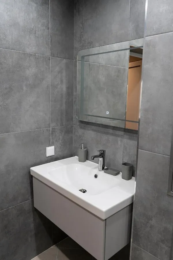 Urban Elegance By Eagles' Bridge Apartment Sofia